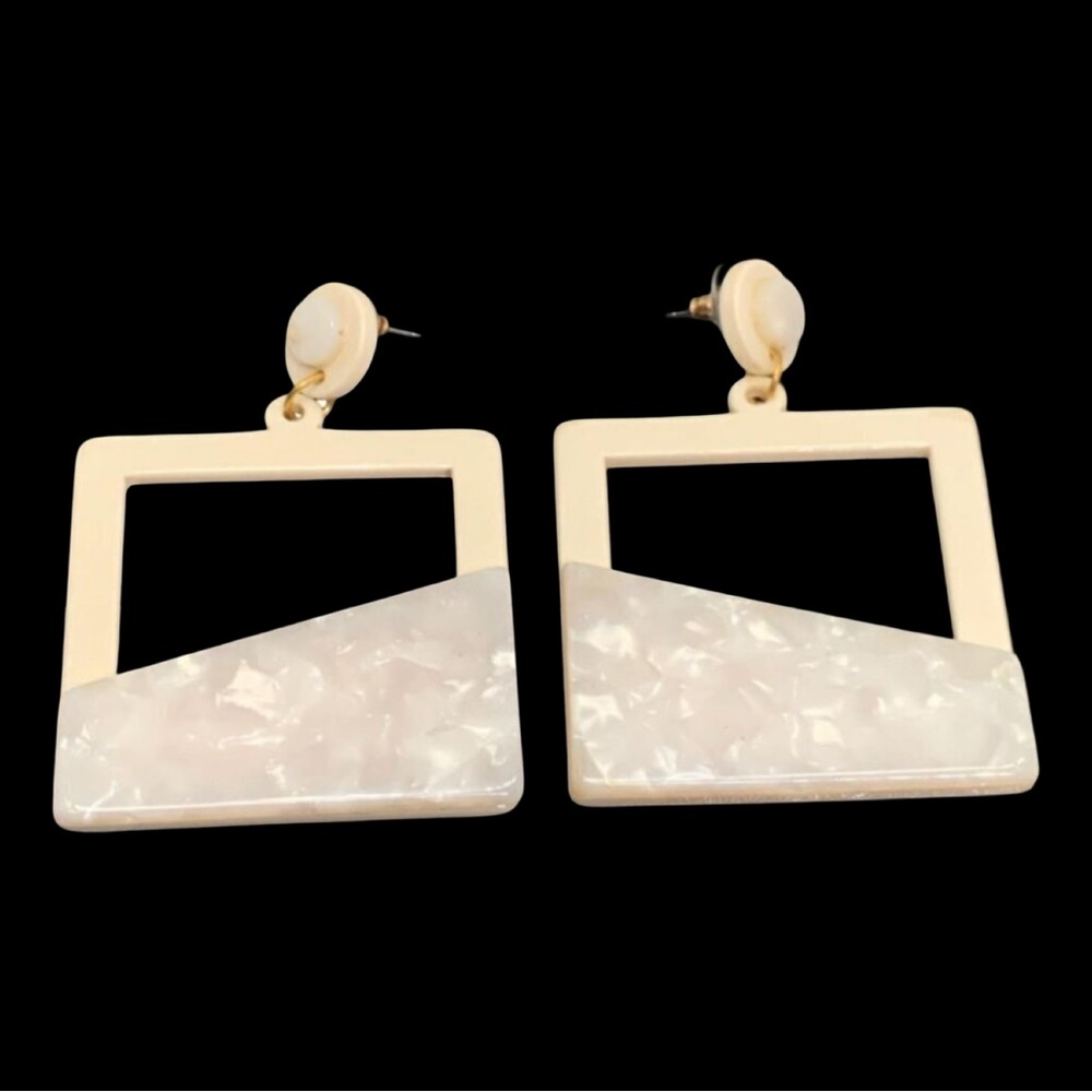Vintage Acrylic Square Geometric Statement Earrings With Textured Inlay & Gold-T